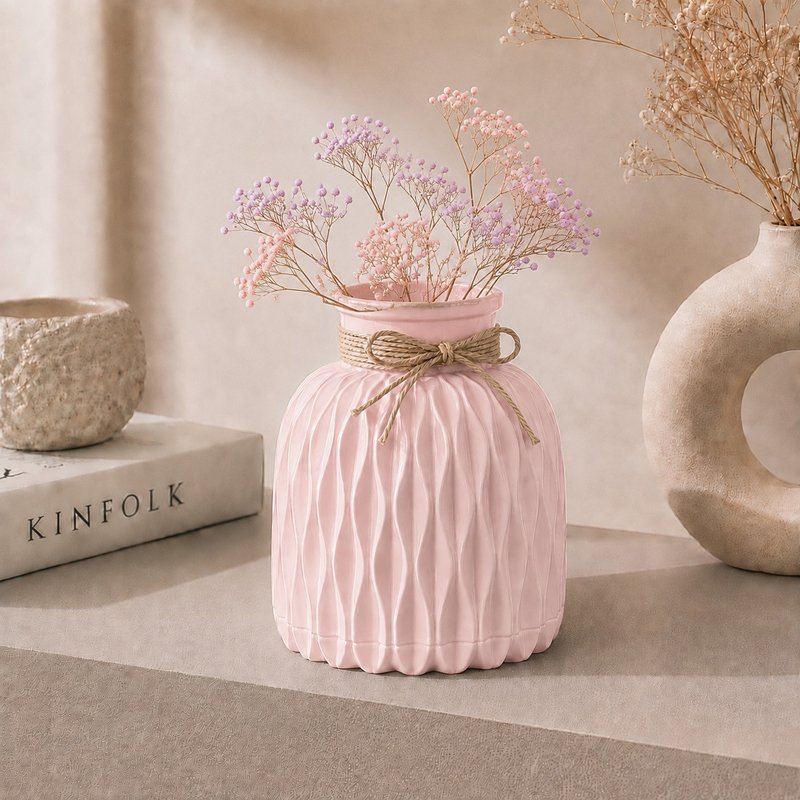 PETAL PLEATED VASE