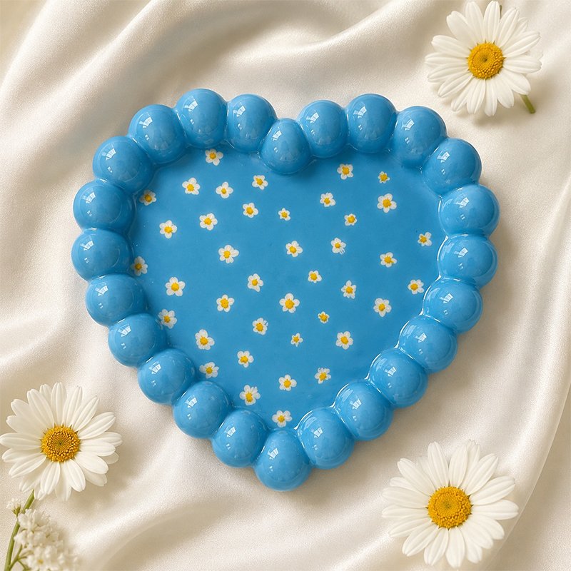 BLUE DAISY HEART TRAY